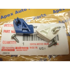 Toyota Tacoma Marker Light Hold In Clip w Screw Front Left and Right  2001-2004