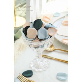 Floroom 300pcs Rose Petals Emerald Green Champagne Faux Silk Flower Petals for Wedding Flower Girl Basket Aisle Scatter Dinner Table Centerpieces Party Confetti Bridal Shower Romantic Night Decoration