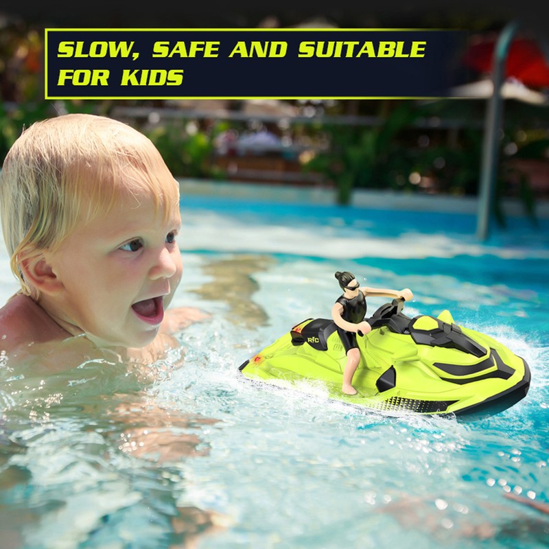 1/14 2.4G Remote Control Motorboat Summer Water Toys Children RC