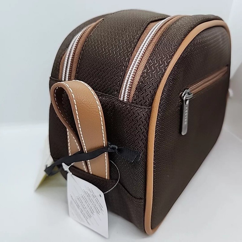 DELSEY NEW Delsey Paris Chatelet Air 2.0 Large Toiletry Bag.