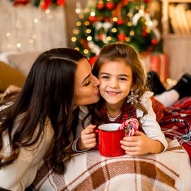 Christmas Bead Dangle Earrings for Women Xmas Rhinestone Dangle Earrings Erystal Snowflake Drop Earrings Bohemia Christmas Handmade Colorful Seed Beaded Drop Earrings for Women