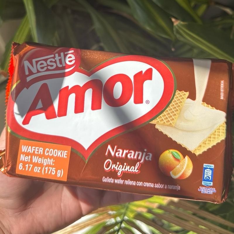 Nestlé Amor-Walfer Biscuits - Variety of Flavors - Strawberry -