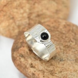 JEWELSTREZORO Schwarzer Onyx Edelstein-Bandring für Herren und Damen, alle Größen, 925er-Sterlingsilber, handgefertigter Geschenkartikel, Schmuck TSR135M_65 (20.7)