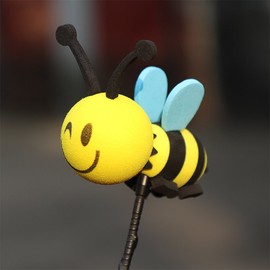 YGMONER Happy Bee Car Antenna Topper - Auto Antenna Ball Exterior Decor Car Decorations Easy to Find Car in The Parking Lot (Bee)