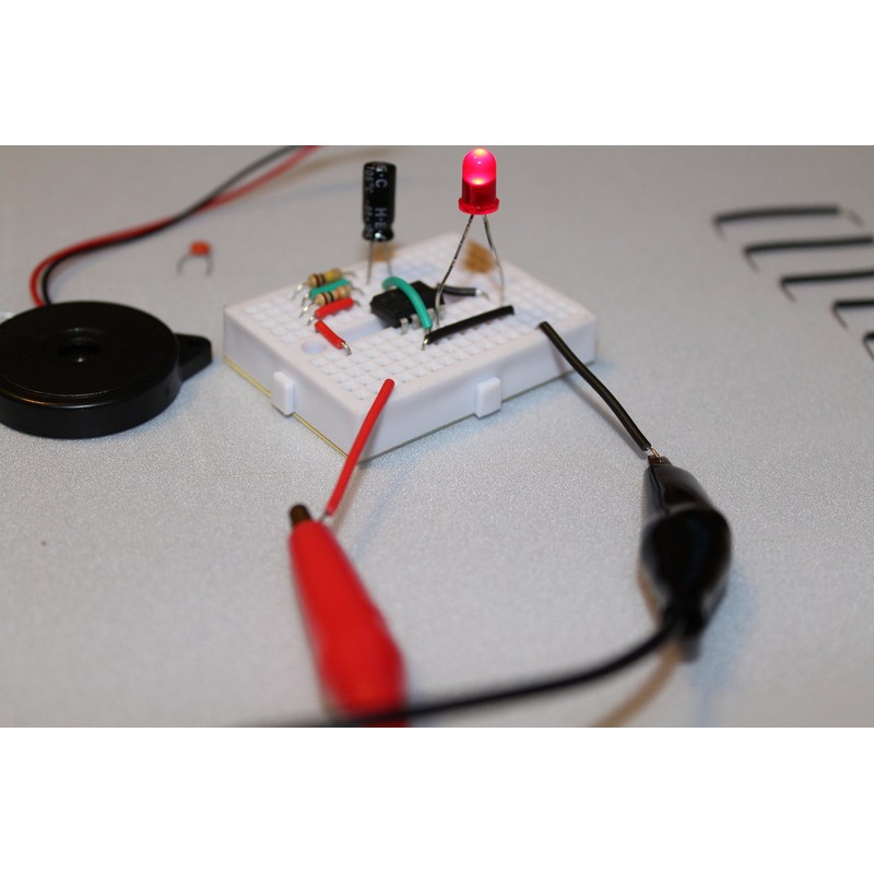 Make: Easy Electronics Kit Bundle - Includes Paperback Handbook by