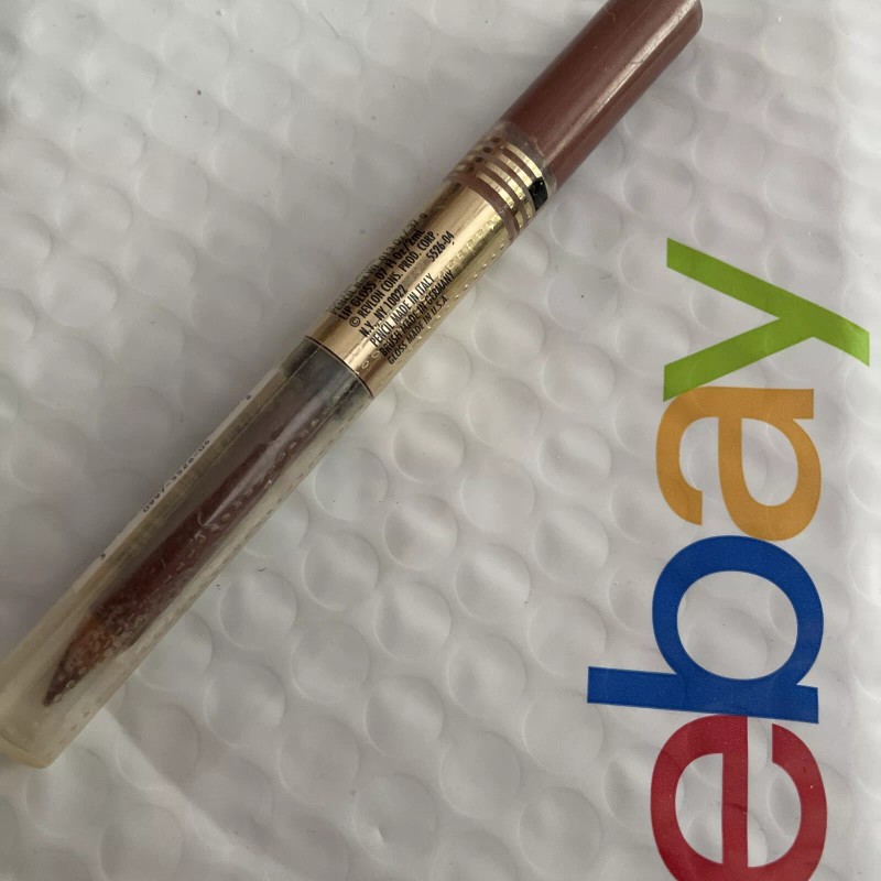 Revlon sealed REVLON LINE & SHINE Lip Liner & Lip