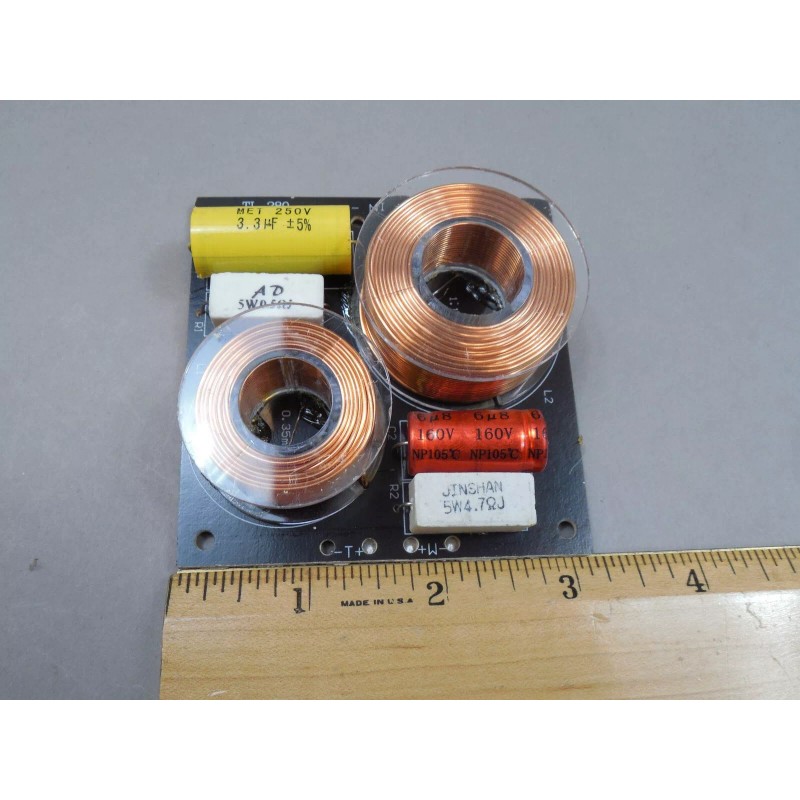 Universal Pair of 12db Crossover 2 Way 300 Watt 8