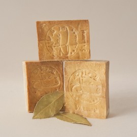 Zaman Sense Premium Aleppo Soap with 5% Laurel Oil, Pack of 3 (3 x 200 g) Including Cotton Soap Bag, No Additives, Natural Soap for Face, Body & Hair