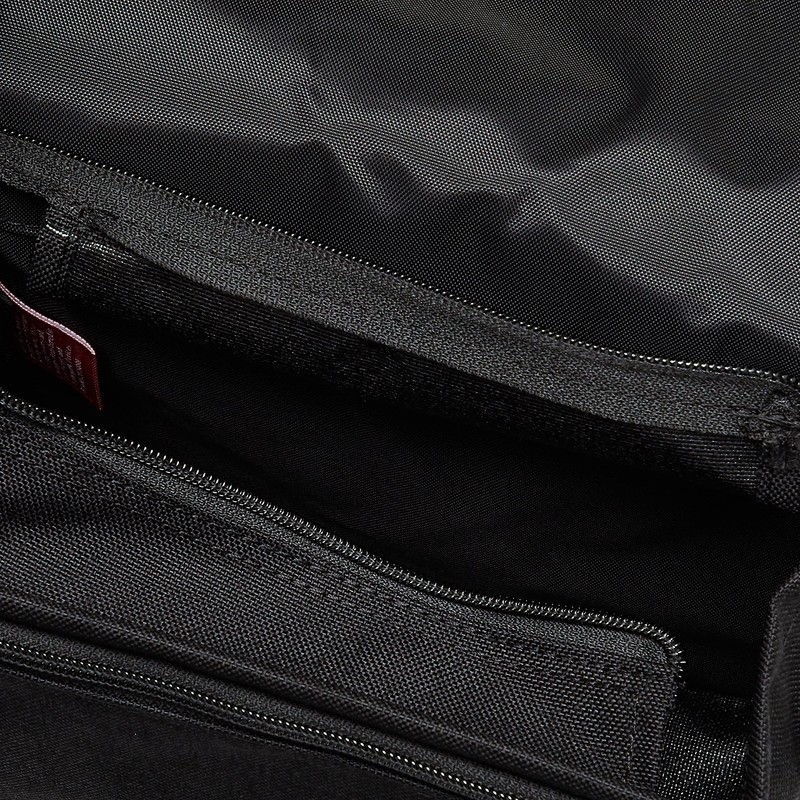 Manhattan Portage St.Marks Shoulder Bag, Black, Black