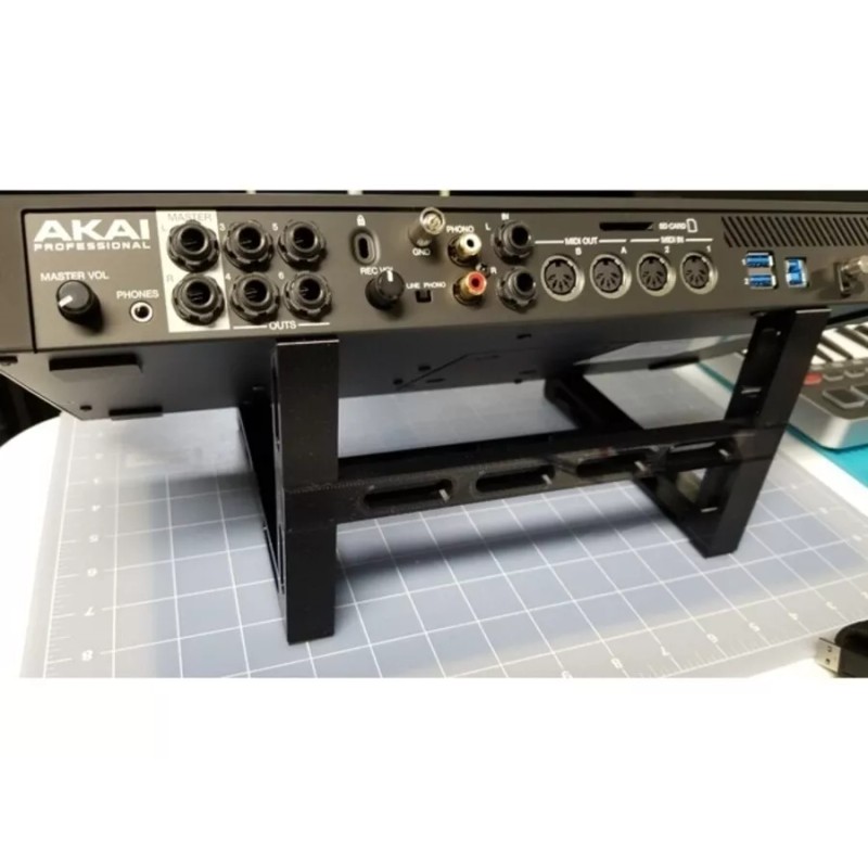 Speedway Angled Stand for AKAI MPC Live 2 Standalone Production