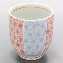 Hasamiyaki 404214 Small Teacup with Ichizumi Leaf Pattern