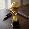 Toyvian Trofeo Calcio Coppa del Mondo Palloncino Dorato Design Creativo