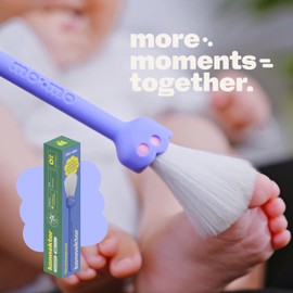 mo:mo konnektor – Stroking Brush for Gentle Baby Massages & Bonding, Promotes Relaxation, Touch Sense & Early Childhood Development, 100% Vegan, Washable & Safe (Blueberry)