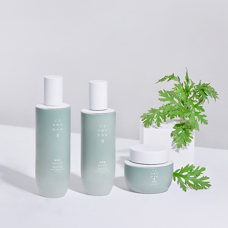 The Face Shop Yehwadam Mugwort Soothing Moisture Toner 180mL