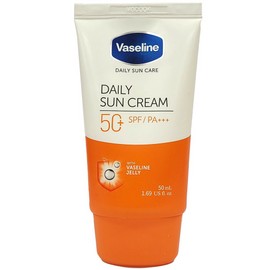 Non-sticky, lightly absorbent UV sunscreen for men, 50ml / 끈적임없이 가볍게 흡수 남성전용 자외선 선크림 50ml