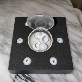 Molliwater New White Circle Round Metallic Ear Plugs With Case Silicone Concert Tips