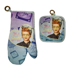 Lucy Pot Holder/Oven Mitt Hot Stuff