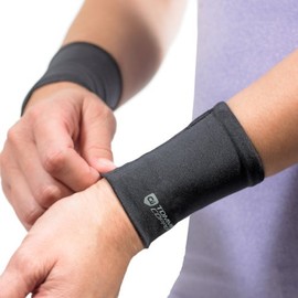 Tommie Copper Wrist Sleeves, Black, Large