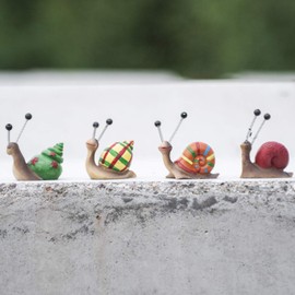 HomeZone Novelty 4 Pcs Snail Figurine Miniature Statues - Orange Colour Cute Resin Animal Figures Crawling Snail Table Ornaments - Indoor and Outdoor Decorative Ornaments for Home or Garden Decor