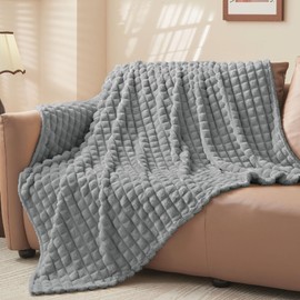 BEDELITE Grey Throw Blanket Twin Size for Bed- Super Soft and Warm 3D Checkered Fluffy Fuzzy Fleece Blanket, Luxurious Plush Cozy Blanket for Room Decor Fall and Winter, 60x80 inches