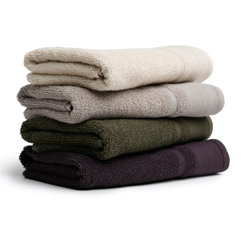 Möve Wellbeing Pearl Structure with Piping Bath Towel 67 x