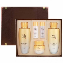 Replenishing Oriental Moisturizing Wrinkle Care 3-Piece Set for Moisture & Elasticity Nourishment