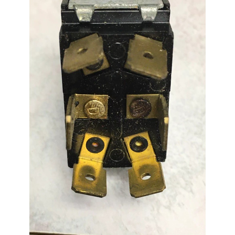 CARLING Toggle Switch On/Off/On 10A-250 15A-125 VAC 3/4HP w/ mounting