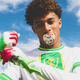 Battle Sports Binky Oxygen Protector bucal de fútbol para adultos y jóvenes (azul iridiscente/morado)