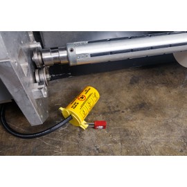 Brady - PLO23 Prinzing 3-in-1 Plug Lockout Yellow