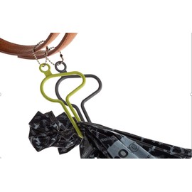 dooloop The Hands Free Dog Poop Holder - Carry Pet Waste Bag with Attachable Leash Accessory for Dog Walking. Now Made with Recycled/Recyclable Plastic. Maine, USA (Country Set) Charcoal, Green