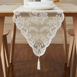 LinenZone Camino de Mesa Marfil con 2 Borlas para Decoración Rústica Vintage. El Camino de Mesa de Encaje Funciona Perfectamente como Decoración de Boda, Acción de Gracias, Navidad (Mia 14 x 48