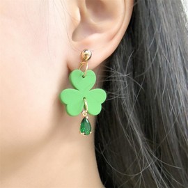 Green Teardrop Clover Leaf Dangle Earrings for Women Acrylic Crystal Charms Statement Drop Lightweight Earring Cute Lucky St.Patrick's Day Shamrock Holiday Costume Jewelry