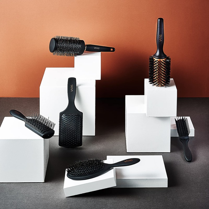 VARIS Straightening brush