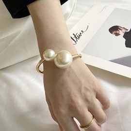 Gold Bracelets for Women Gold Bangles Chunky Arm Cuff Bracelet Chunky Gold Bangle Bracelets Women Non Tarnish Opening Wide Wrist Cuffs Christmas Gifts Stocking Stuffers for Women