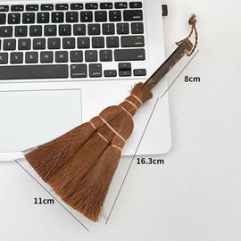 Mini Brown Broom Brown Broom Roll Broom Wooden Handle Duster Short Handle Duster Household Cleaning Tabletop Cleaning Tool for Home and Outdoor Use 1 Piece
