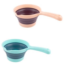 Auiurrer 2 Pcs Folding Water Ladle Collapsible Scoop Portable Kitchen Ladles Water Dippers for Bathroom Garden 2 Colors