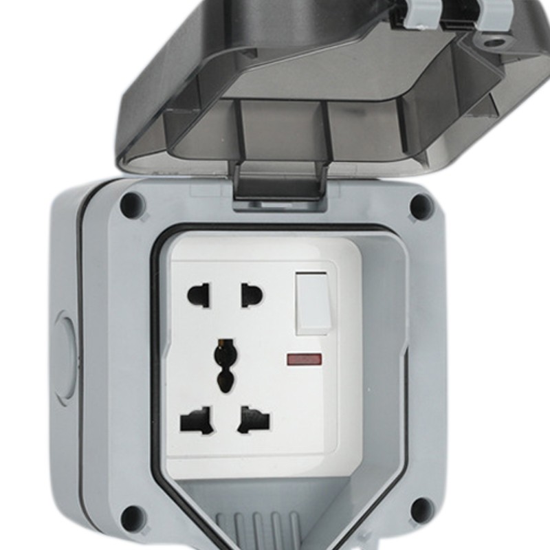 Outdoor Waterproof Socket IP66 Corrosion Resistance Anti Splashing Wall Mounted