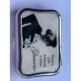 Glamour Uptown Girl Designer Contact Lens Case with Accessories