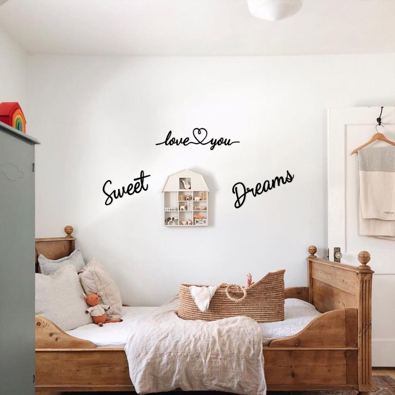 AHYS Metal Love You Wall Decor Rustic Love Sign for