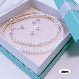 Gift wrapping is okay. I won’t accept it. / 선물포장 괜잖아요.안받을께요.