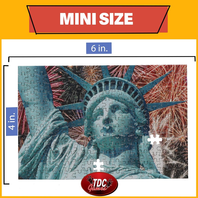 TDC Games World’s Smallest Jigsaw Puzzle, Lady Liberty – Mini