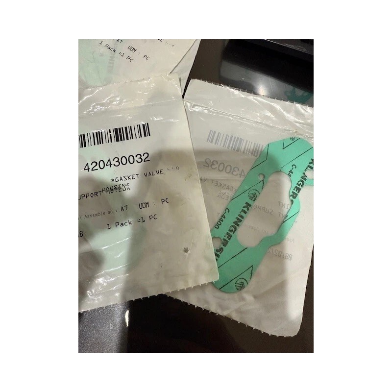 BRP Brand New Genuine BRP Skidoo 800 ETEC Valve Gasket,