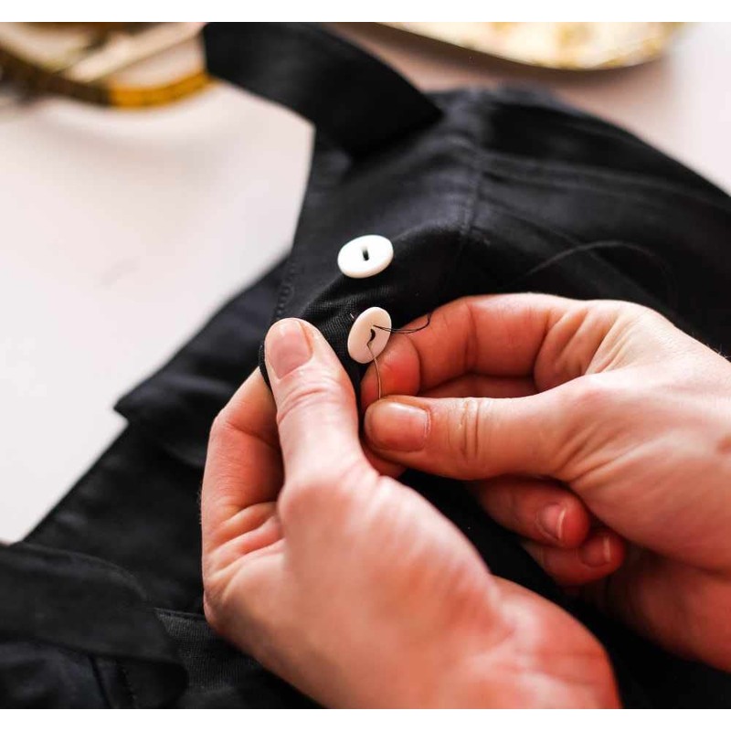 50 Nacar Natural Shell Buttons (River) – Sewing Accessories –