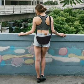 BESMART Small Crescent Crossbody Bags for Women Men Trendy, Waterproof Crescent Sling Bag, Lightweight Nylon Travel Purses Belt Bags Hobobag in Solid/Printed/Gradient/Quilted