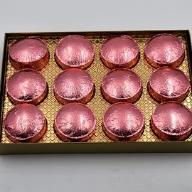 Gift Set with 12 Foil-Wrapped Bath Melts in Over 100 Fragrances, Ultra-Moisturizing, Plus Coconut Milk Moisturizing Face Mask (Light Blue)