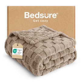 Bedsure Fleece Throw Blanket for Sofa - Soft Cosy Checkered Blankets for Women and Girls, Fluffy Warm Single Throw for Bed, Brown, 130x170 cm