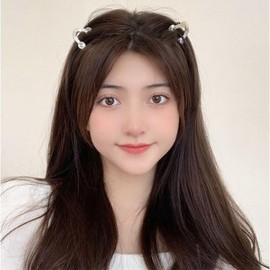 3 Pcs Small V-Shaped Hair Claw Clips for High Ponytail Rhinestone Shark Hair Clips for Women Geometric Triangle Rhinestone Hairpin Fashion Hair Accessories