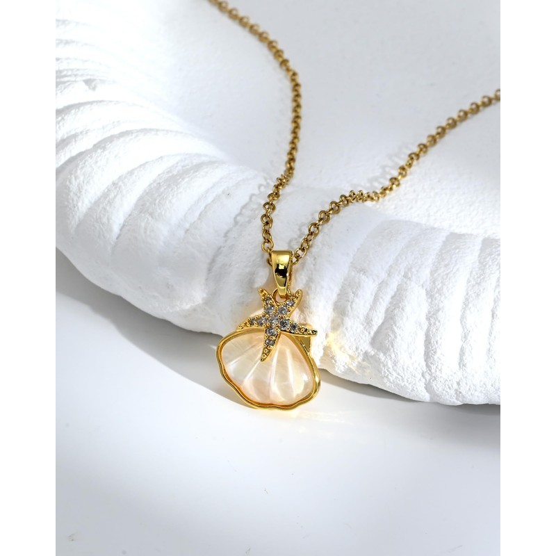 Desnuage Seashell&Starfish Pendant Necklace for Women 14K Gold Plated Adjustable