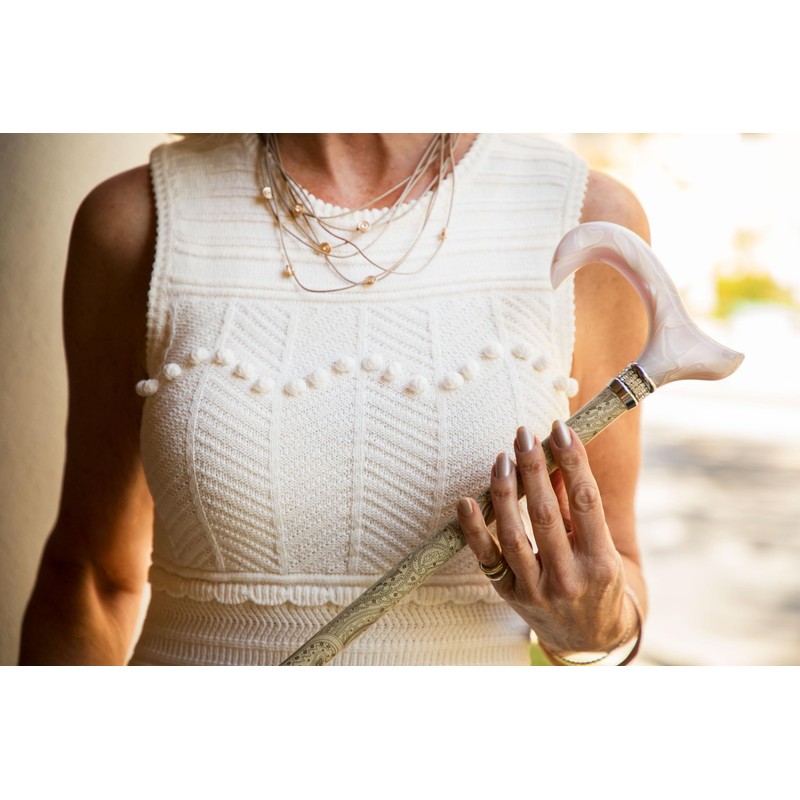 Creme Pearlz Adjustable Cane