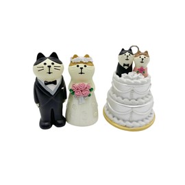ZNWSRY Miniature Cat Figurines Statue, Funny Wedding Cat Sculpture for Shelf and Room Decor,Cute cat Gifts for Bridal Shower Engagement Wedding and Married Couples Anniversary